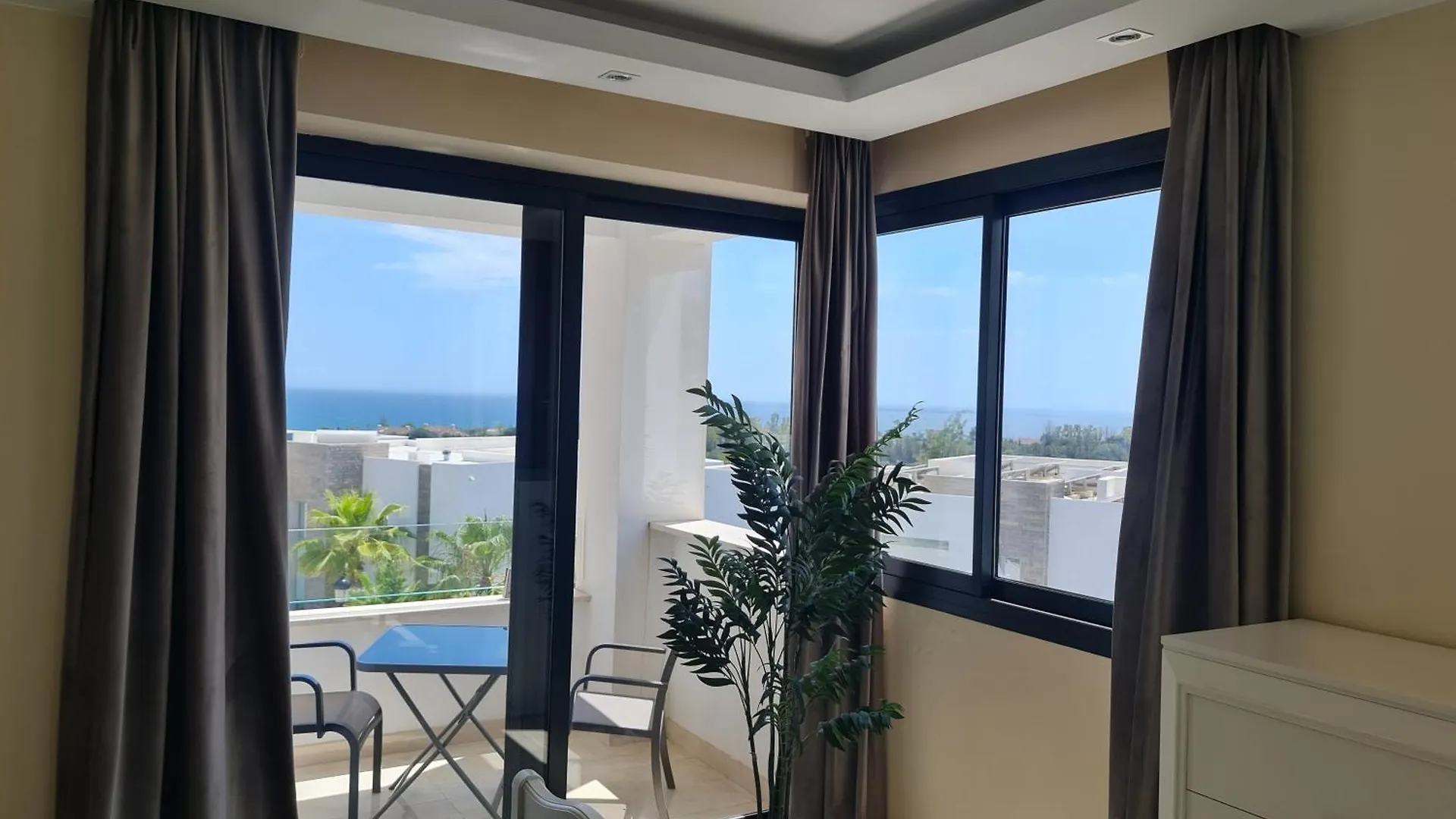 Villa Valeriya Vista Al Mar Marbella 0*,  Spanyolország