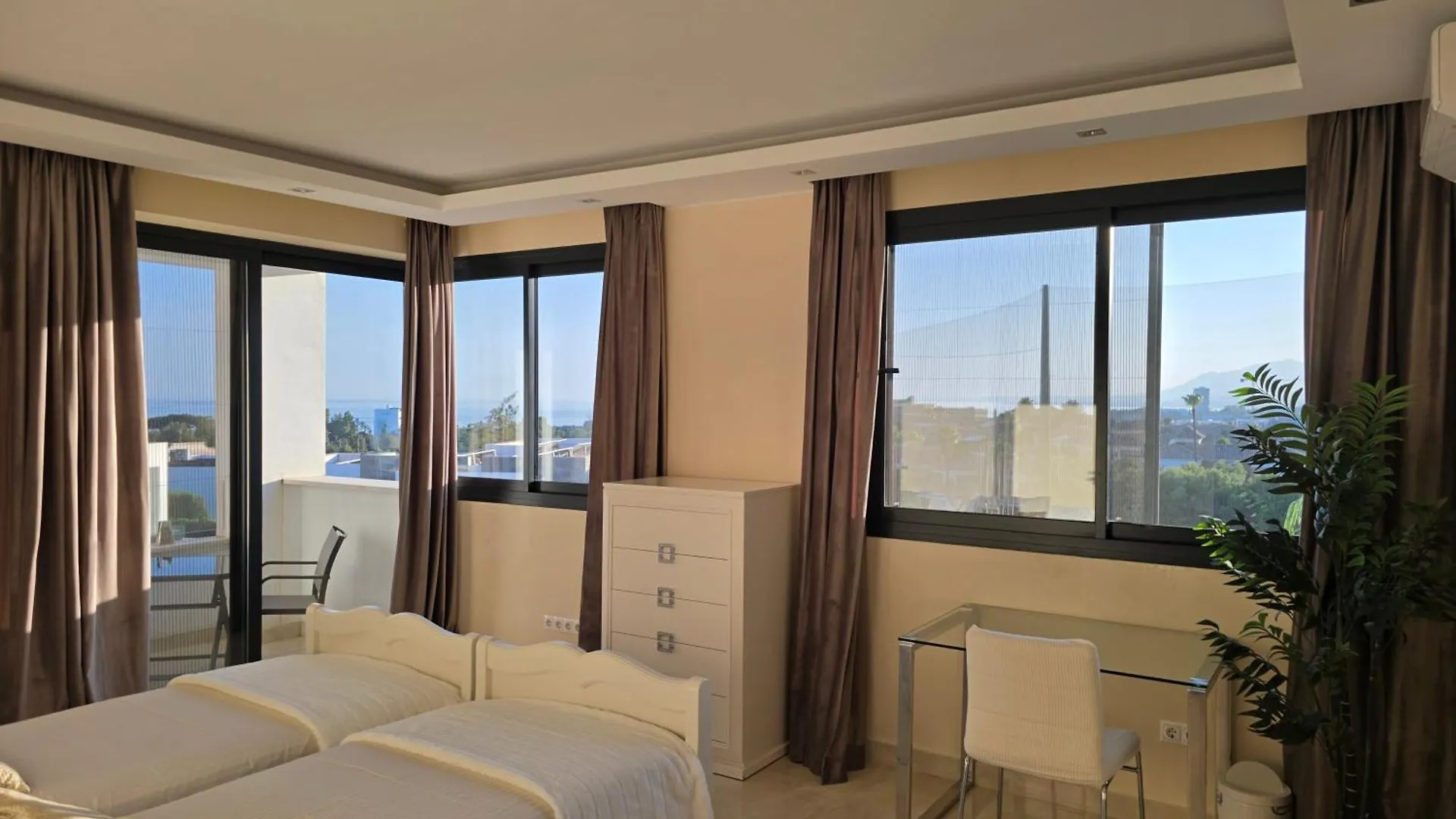 Villa Valeriya Vista Al Mar Marbella