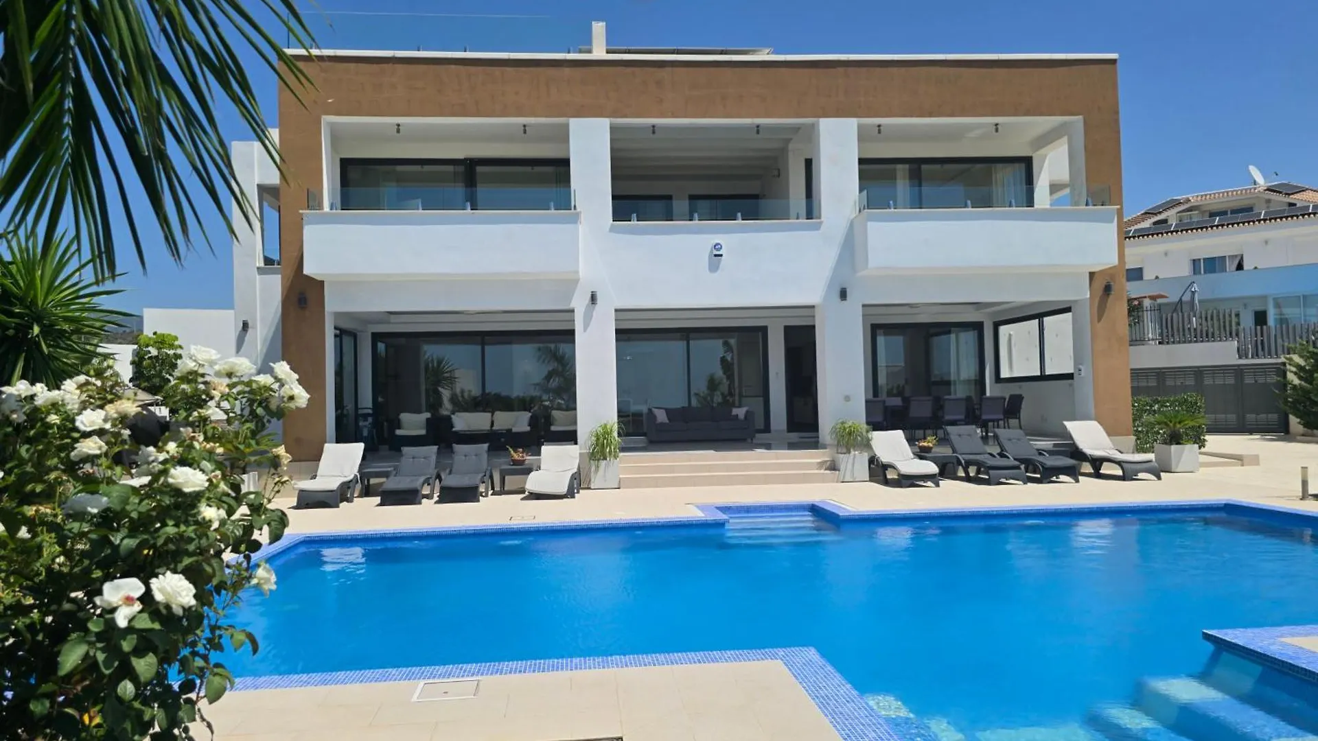 Villa Valeriya Vista Al Mar Marbella Spanyolország