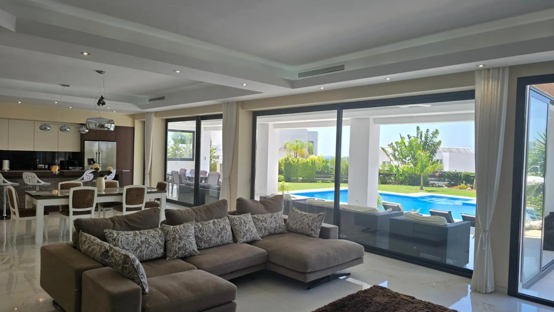 Villa Valeriya Vista Al Mar Marbella Spanyolország