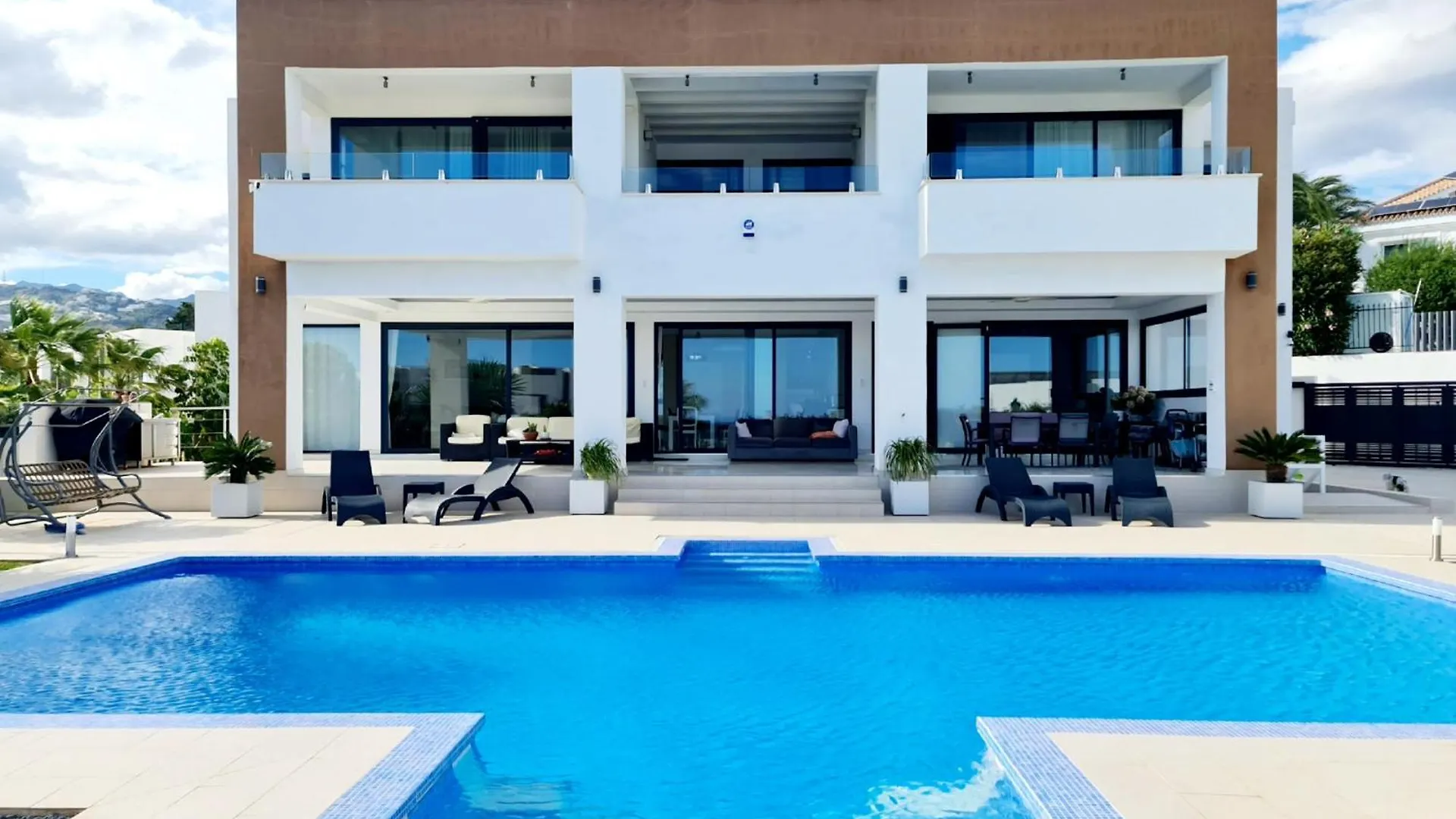 Villa Valeriya Vista Al Mar Marbella